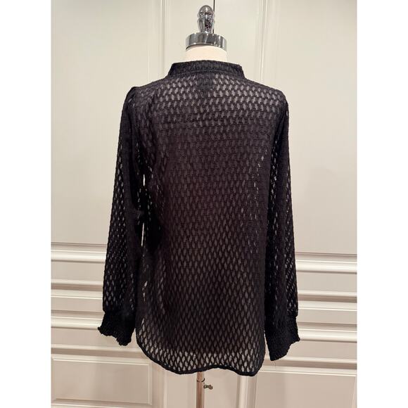 Bobeau Black textured Sheer Blouse v-neck wrap Hi-Low hem smocked cuff sz M A542 - Picture 2 of 6